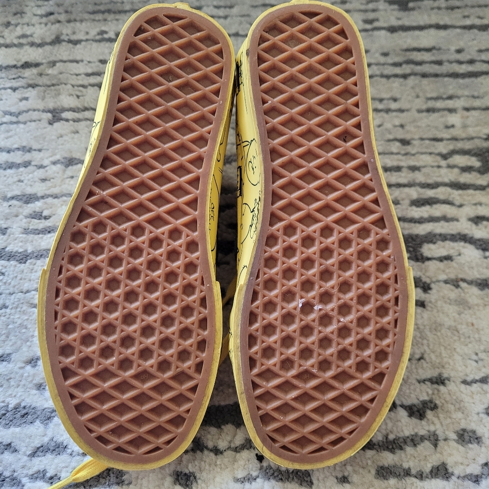 Vans Peanuts x Sk8-Hi 'Charlie Brown Maize… - Picture 5 of 12